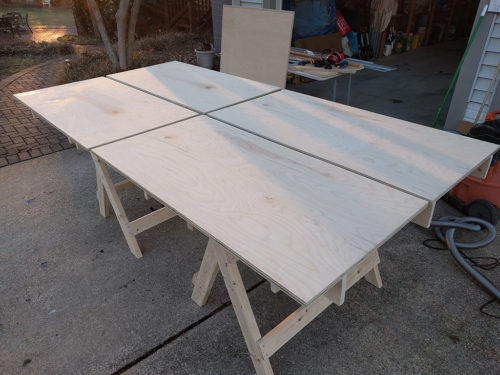 The cutting table fully supports the plywood even after cutting into quarters
