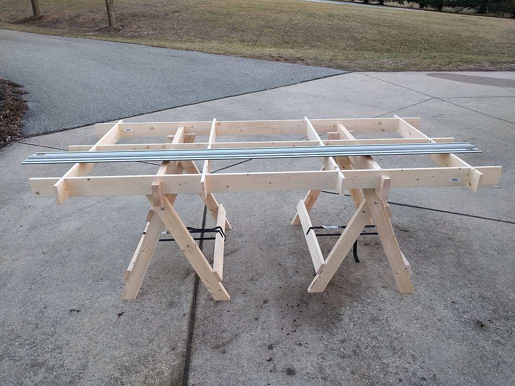 Plywood cutting table